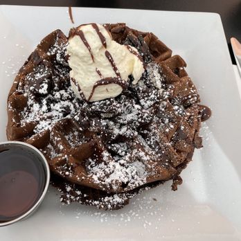 Bru's Wiffle - Chocolate Waffle Party - Breakfast & Brunch Near Me - Santa Monica, California