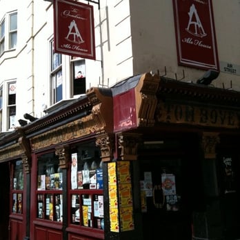 The Quadrant - The Quadrant, May 2010. - Pubs Near Me - Brighton, BNH