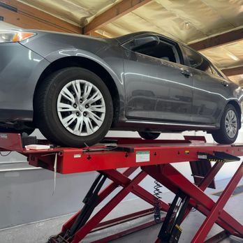 George's Alignment & Brake Service - Auto Repair Near Me - Northridge, California George's Alignment & Brake Service - Auto Repair Near Me - Northridge, California
