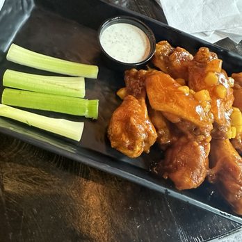 Parlay River North - Mango habanero Classic Wings - Sports Bars Near Me - Chicago, Illinois
