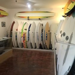 40 Toes Virginia Beach Surf Co - Showroom