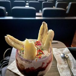 Star Cinema Grill Vintage Park