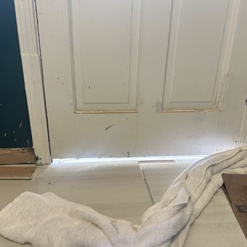 Splattacular Painting - Gap underneath laundry room door that leads outside - Painters Near Me Splattacular Painting - Gap underneath laundry room door that leads outside - Painters Near Me