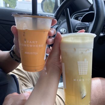 Miu's Tea - Thai Tea Latte and Sea Salt Golden Oolong Crema - Bubble Tea Near Me - Miami, Florida