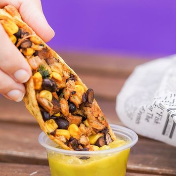Mr. Egg Roll - Food Trucks Near Me - San Juan, Puerto Rico Mr. Egg Roll - Food Trucks Near Me - San Juan, Puerto Rico