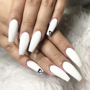 Hailee - Eyelash Service Near Me