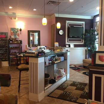 Oasis Nail Salon - Cashier & waiting area - Nail Salons Near Me - Suffolk, Virginia