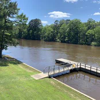 Big Pines Lodge - Beautiful view from BPL upper deck - American Near Me - Karnack, Texas
