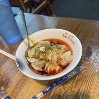 The Magic Noodle - A4. Spicy Wonton (Pork) (8) - Chinese Near Me - Las Vegas, Nevada