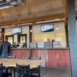 Middle part of the bar