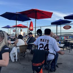 Great ambience for Giants fans walking to Oracle.