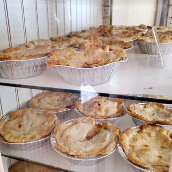 Capitol Reef National Park - Pies at Gifford House - Parks Near Me - Fruita, Utah