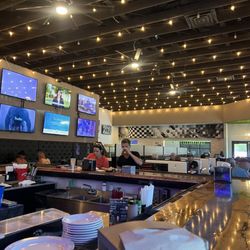 Pioneer pizza Punta Gorda  .great place ,  great food and cold beer and Greta staff must try