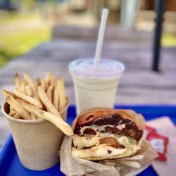 Del's Roadside - Rodeo burger, pint of fries and vanilla malt.