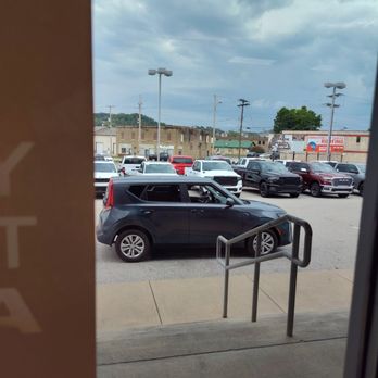 Dutch Miller Kia South Charleston Wv