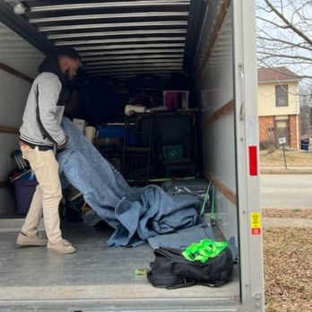 Moving on Forward - Folding moving pads - Movers Near Me - Vinton, Virginia