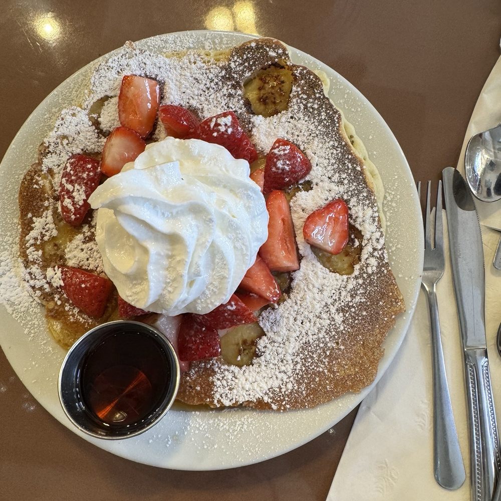 Golden Buttermilk Pancakes Golden Buttermilk Pancakes
