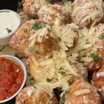 P-Town Pizza - Knots! - Pizza Near Me - Pawhuska, Oklahoma