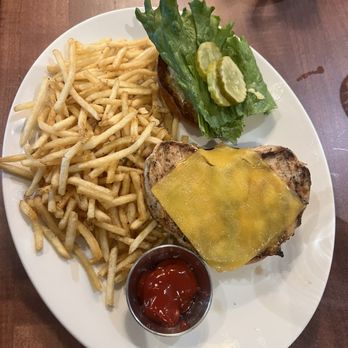J. Alexander's - American Near Me - Chandler, Arizona