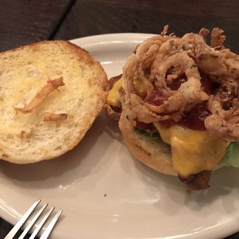 Backcountry Burger Bar - Marias' (Bison) burger (8.5/10) - New American Near Me - Bozeman, Montana Backcountry Burger Bar - Marias' (Bison) burger (8.5/10) - New American Near Me - Bozeman, Montana