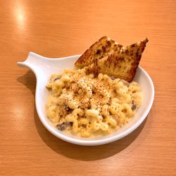 Tommy's 4th Street Bar & Grill