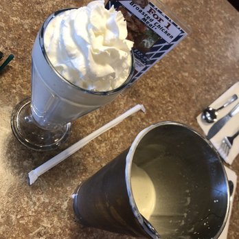Cozy Diner - milkshake ！ - Diners Near Me - Chico, California