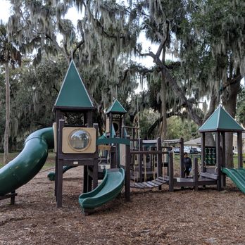 Speer Park - Good mix of big kid and little kid areas - Parks Near Me - Oakland, Florida