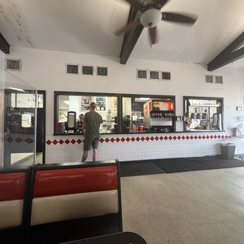 Dan's Hamburgers - Austin - Inside - Burgers Near Me - Austin, Texas Dan's Hamburgers - Austin - Inside - Burgers Near Me - Austin, Texas