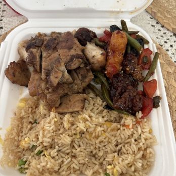 Panda Express - Ordered Steak and shrimp with chicken teriyaki. Now I know I won't get all shrimps but really? Only 1 shrimp? - Fast Food Near Me - Buda, Texas