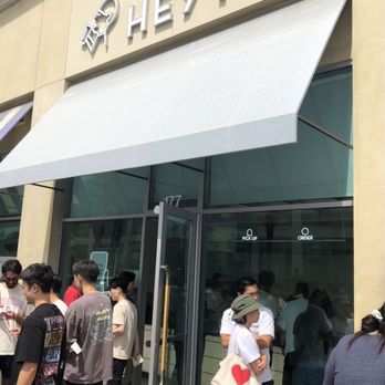 Heytea - Outside - Bubble Tea Near Me - Monterey Park, California