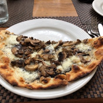 Piccolo Sogno - Italian Near Me - Chicago, Illinois Piccolo Sogno - Italian Near Me - Chicago, Illinois