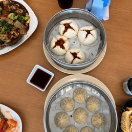 Bbq Bao and pork xiou Bbq Bao and pork xiou