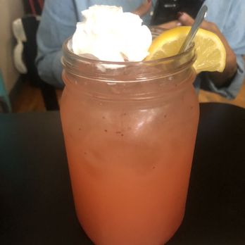 Bisbee Breakfast Club - Strawberry lemonade - American Near Me - Bisbee, Arizona