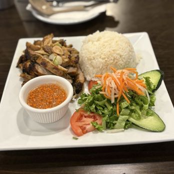 The Pho House - Chicken Grilled Rice Platter - Vietnamese Near Me - Astoria, New York The Pho House - Chicken Grilled Rice Platter - Vietnamese Near Me - Astoria, New York