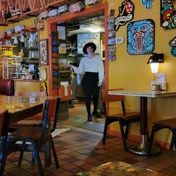 Satchel's Pizza - Dining Area Cuteness - Pizza Near Me - Gainesville, Florida