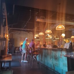 TWO BIRDS TAPHOUSE - Updated July 2025 - 427 Photos & 458 Reviews - 52