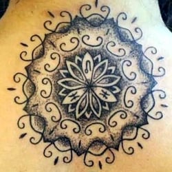 Tattoo Paradise - Detallado, sensible, rápido y perfeccionista. Así es el trabajo en Tattoo Paradise.