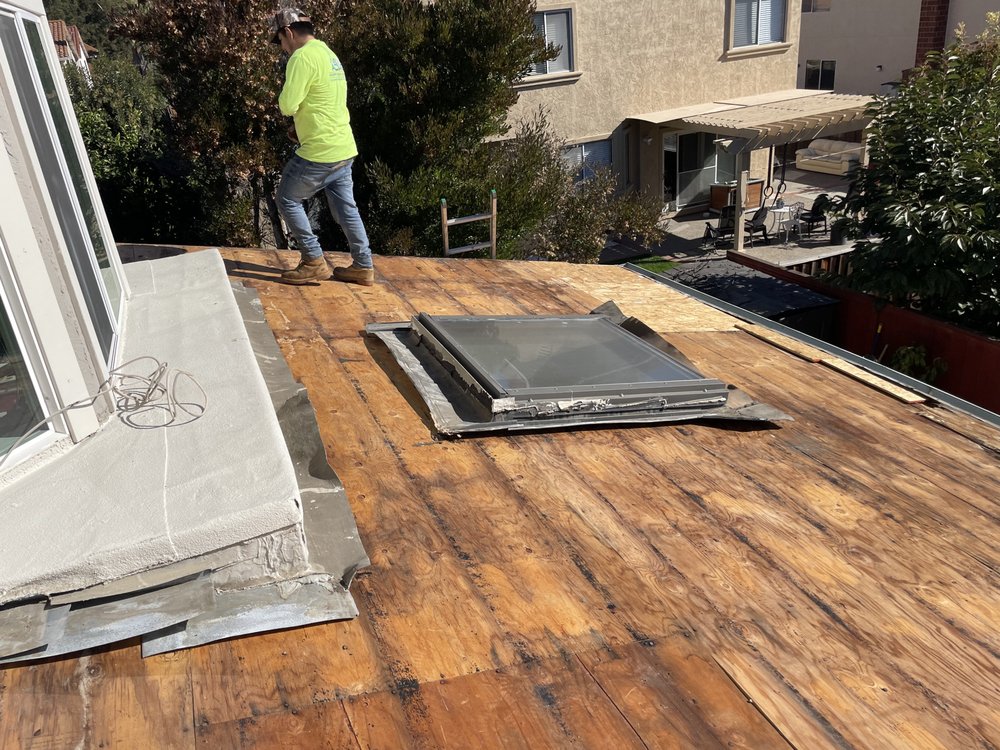 Slide of Sunnyside Roofing