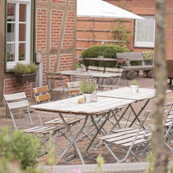 Landhaus Müden - Unsere Terrasse vom Landhaus Müden - Hotels Near Me - Faßberg, NI Landhaus Müden - Unsere Terrasse vom Landhaus Müden - Hotels Near Me - Faßberg, NI