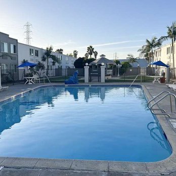 Motel 6 - Carson - Studio Carson CA Pool - Hotels Near Me - Carson, California