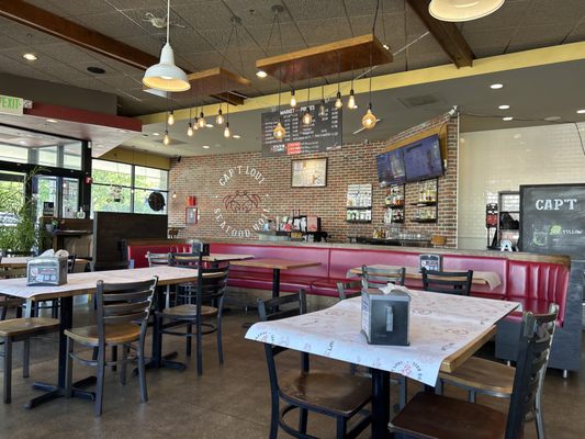 Cap't Loui - Cajun Seafood Boil by null