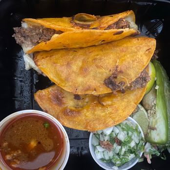 El Pueblito Restaurant - Mexican Near Me - Windsor Mill Manor, Maryland El Pueblito Restaurant - Mexican Near Me - Windsor Mill Manor, Maryland
