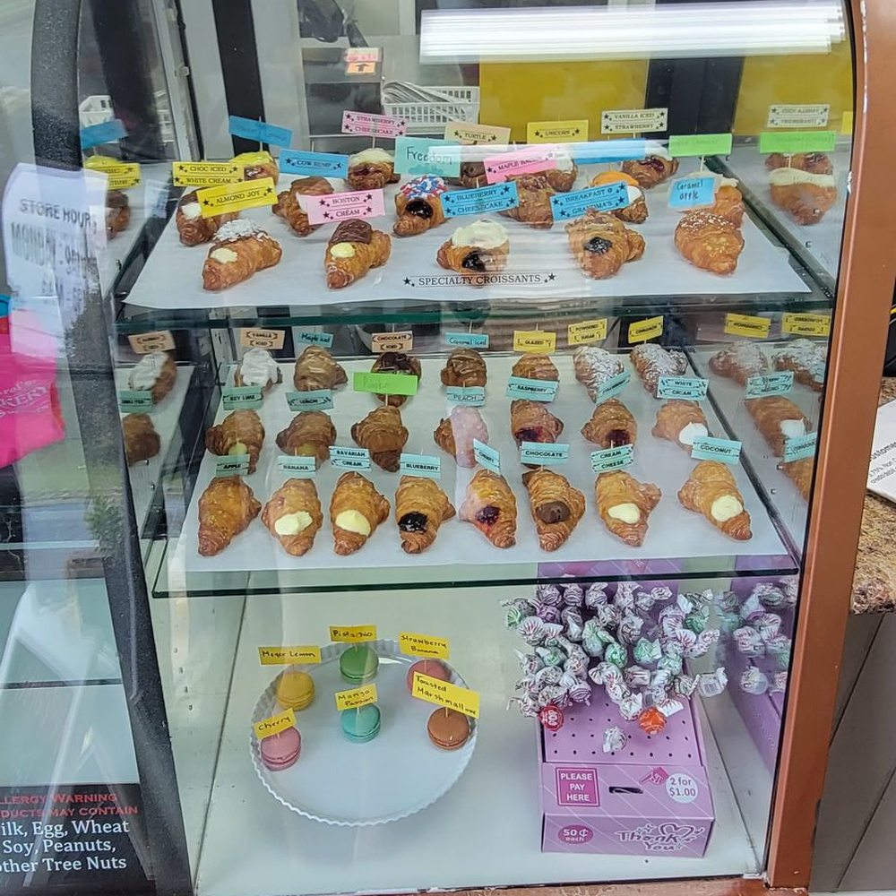 Darel's Bakery & Sweets - Bakeries Near Me - Jacksonville, North Carolina Darel's Bakery & Sweets - Bakeries Near Me - Jacksonville, North Carolina