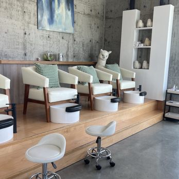 Nails and Spa Flor Amor - Skin Care Near Me - Los Angeles, California