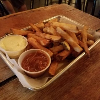 Lavender Lake - Delicious fries! - Cocktail Bars Near Me - Brooklyn, New York Lavender Lake - Delicious fries! - Cocktail Bars Near Me - Brooklyn, New York