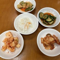 Kimchi House - Ban Chan