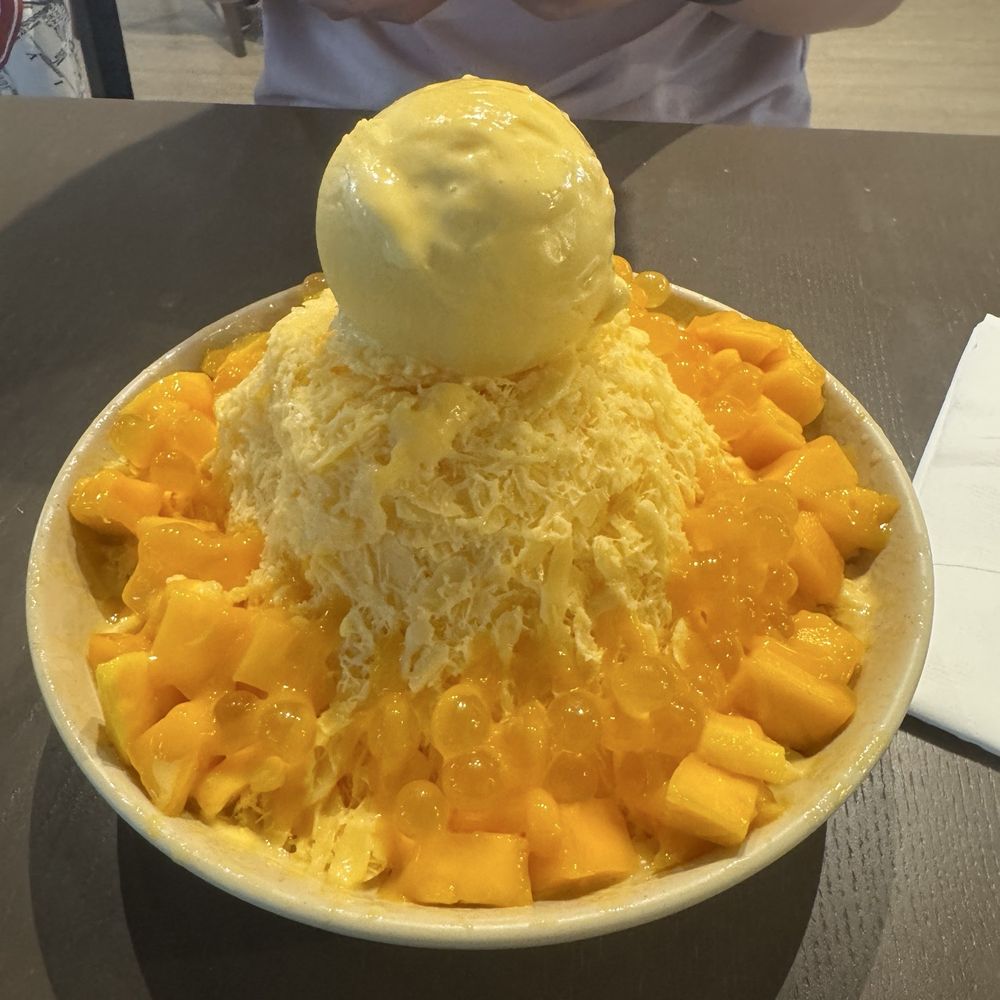 Mango Mango Dessert - Mango Shaved Ice - Desserts Near Me - Edison, New Jersey