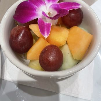 SweetDiner - Side of fruit - Diners Near Me - Milwaukee, Wisconsin