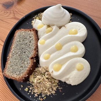 Heirloom - Blue cornmeal pound cake with lemon curd - New American Near Me - Lewes, Delaware