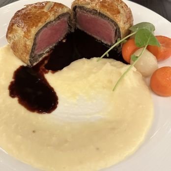 Hell's Kitchen - Beef Wellington - Cocktail Bars Near Me - Funner, California Hell's Kitchen - Beef Wellington - Cocktail Bars Near Me - Funner, California